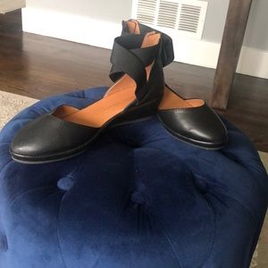 Black Leather Gentle Souls By Kenneth Cole Sandals